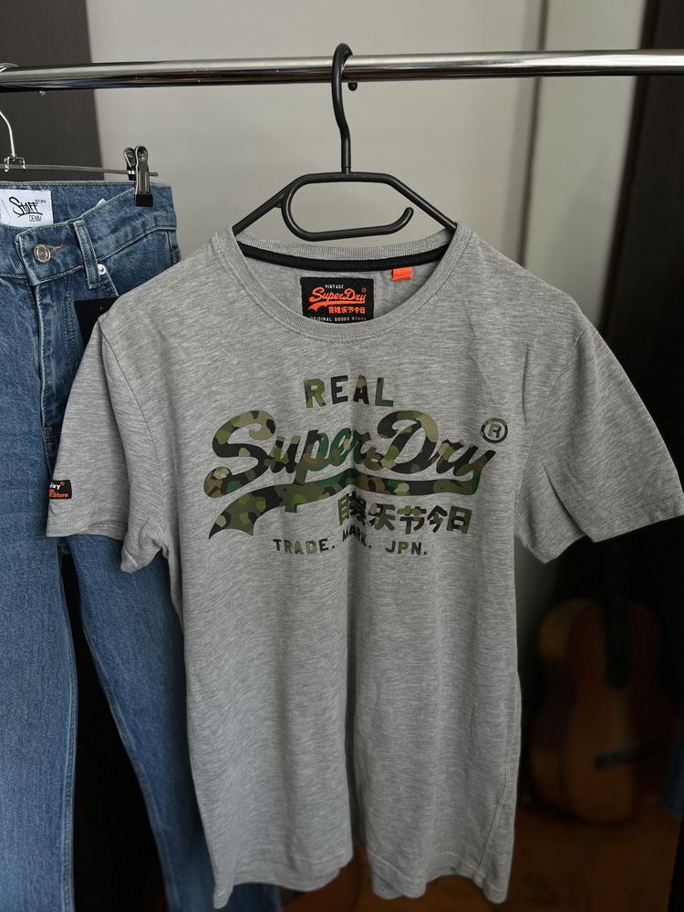 Футболка Superdry