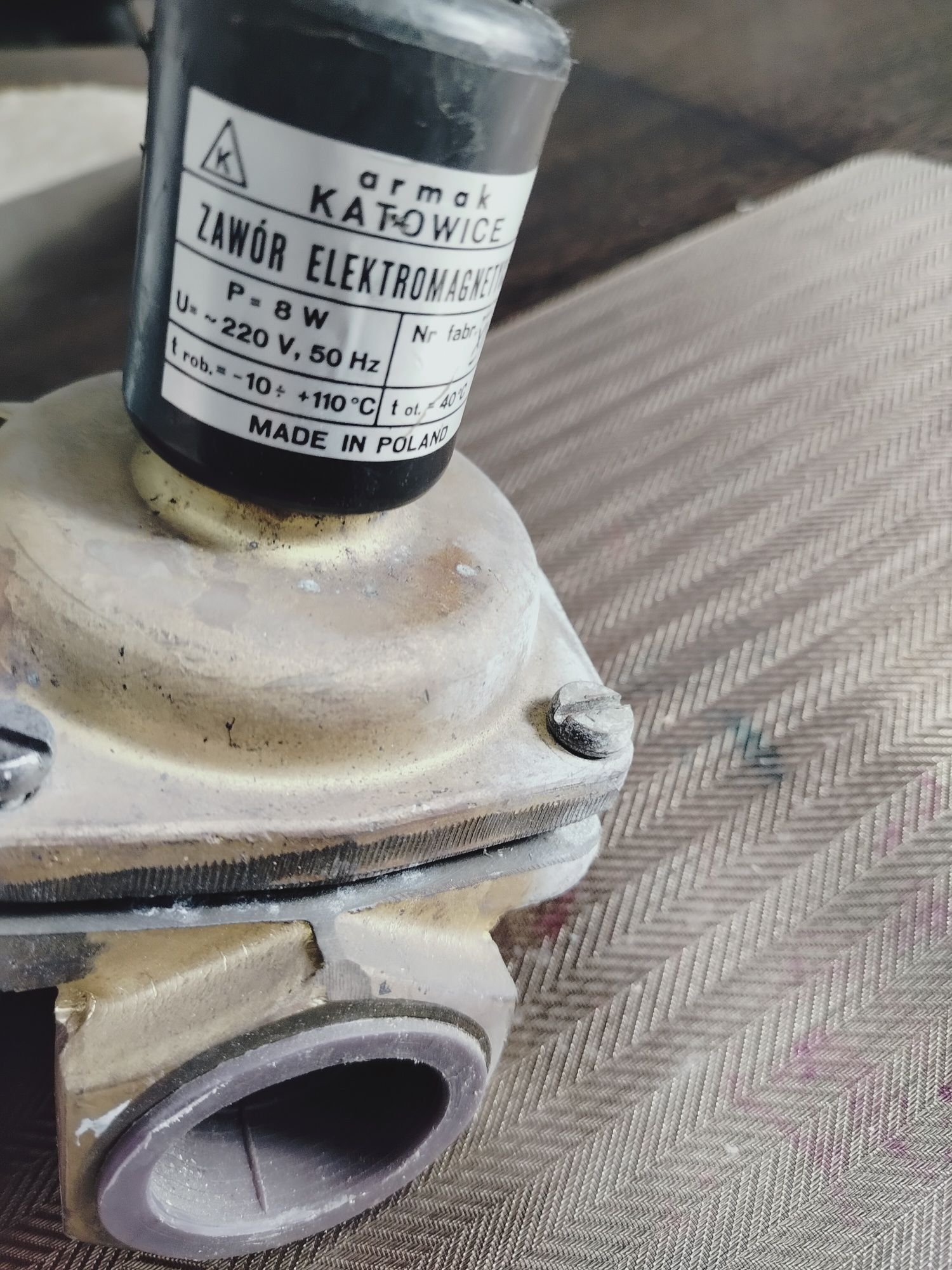 Zawór elektromagnetyczny