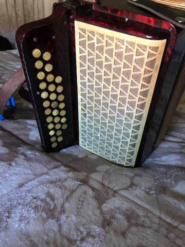 Concertina HOHNER 3ª Voz (Ótima Oportunidade)