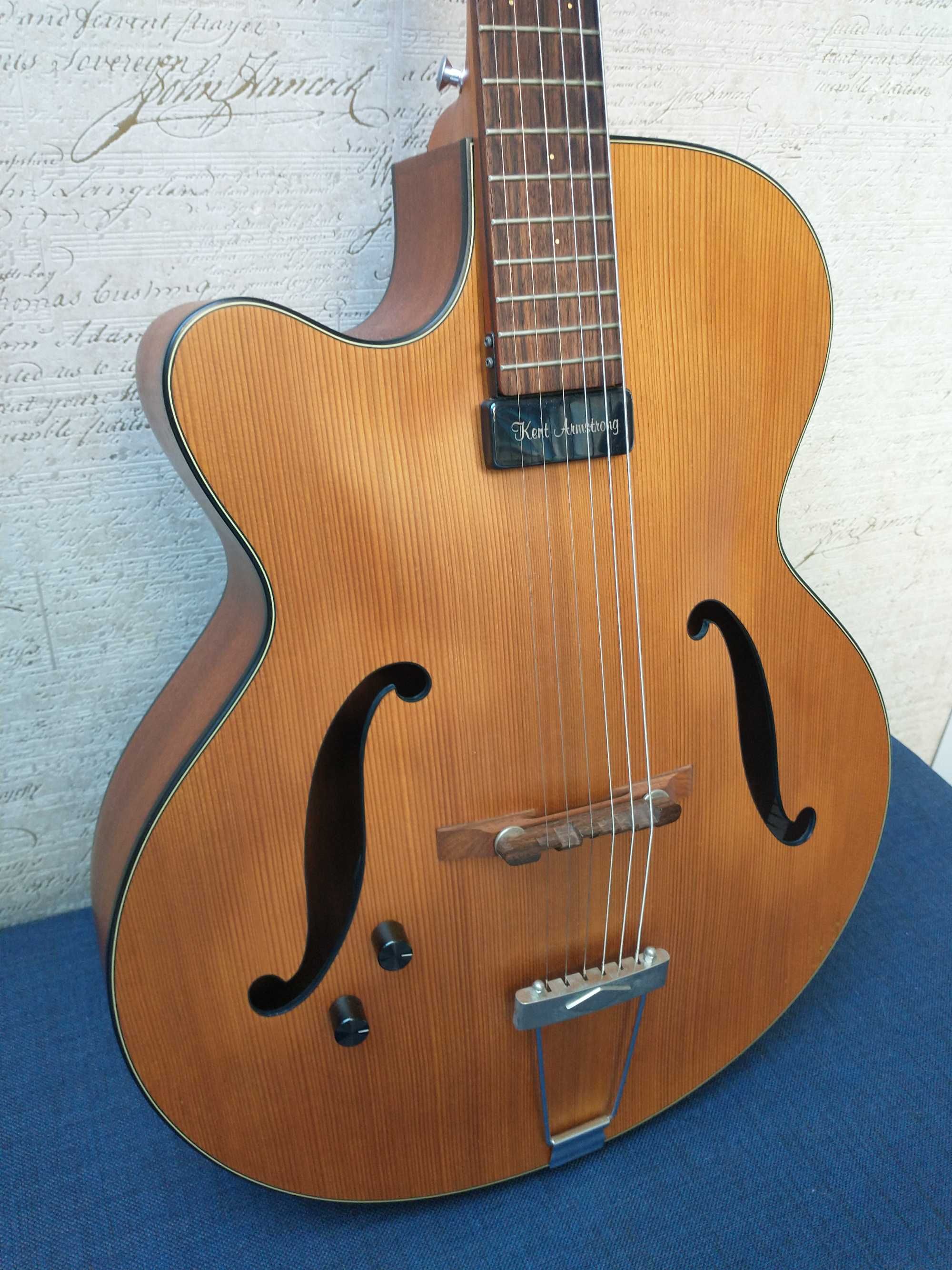 Leworęczna gitara jazzowa archtop Furch A17-40CM, lity cedr, lefty, LH