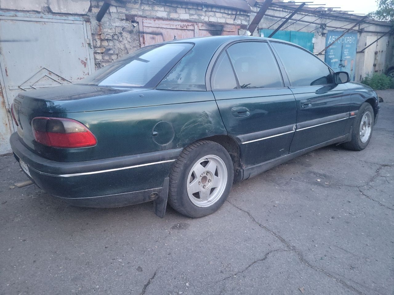 Обменяю 2 Авто на 1 Omega B и Primera