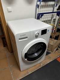 Maquina de secar roupa Indesit