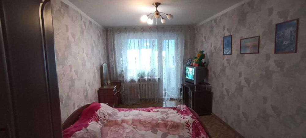 Продам 3 к квартиру ж\м Победа 5 - Набережная  Победы-пр Героев