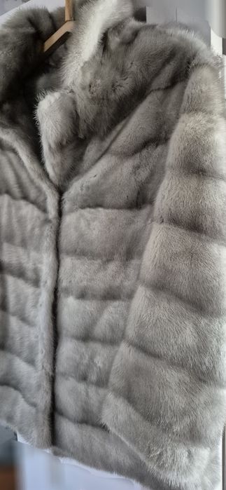 Шуба норкова, сіра, поперечна.