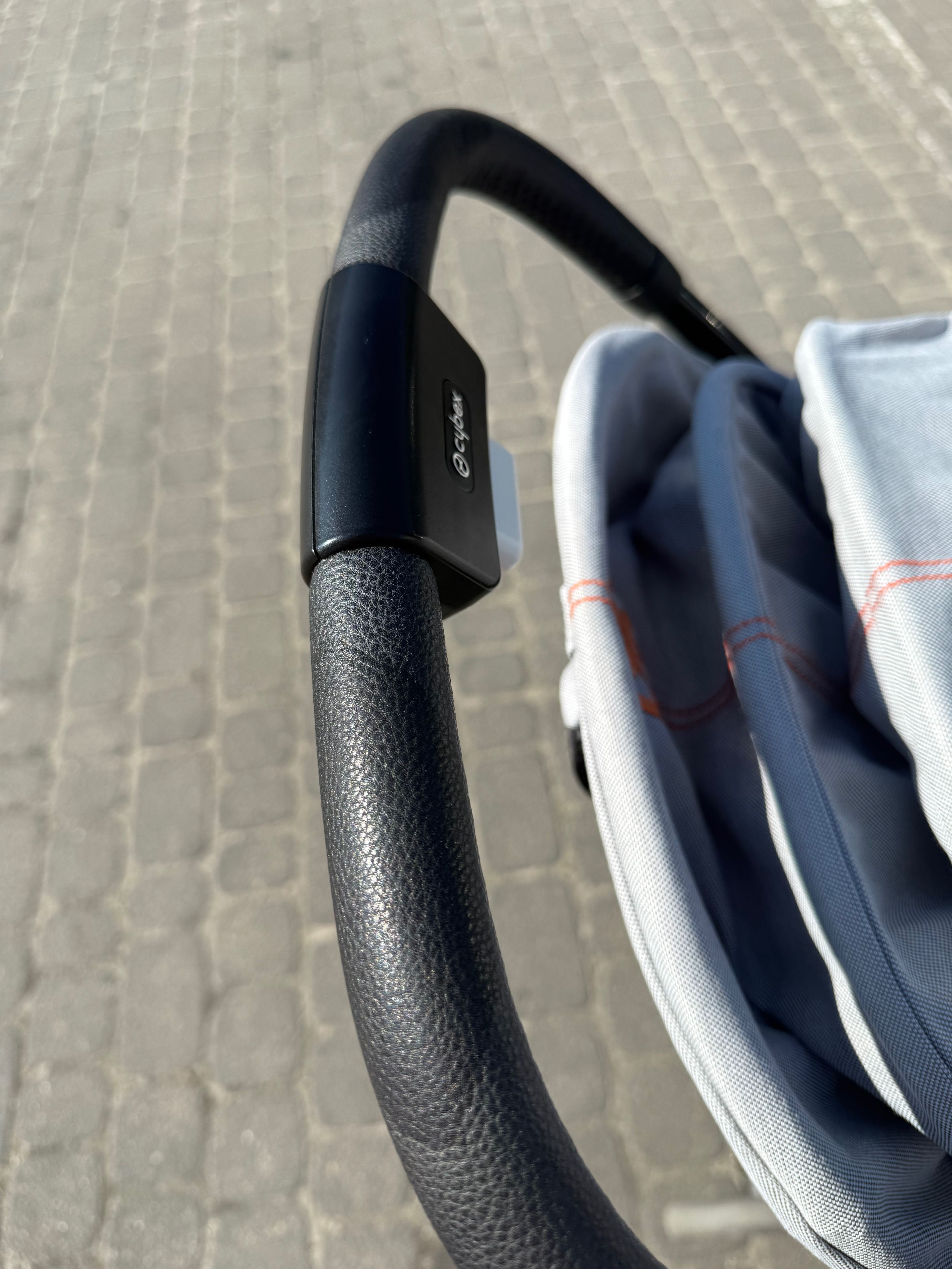 Wózek spacerowy Cybex Eezy S+2 szary pomarańczowy unisex samolotowy