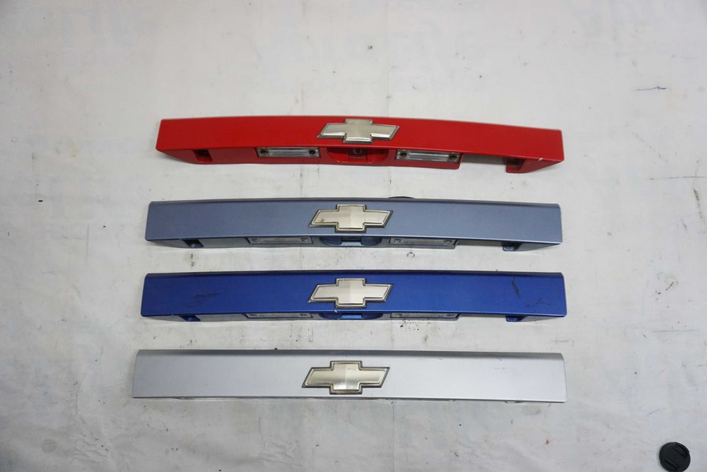 Накладка кришки багажника Chevrolet Aveo\Шевроле Авео Т200\255 Хетчбек