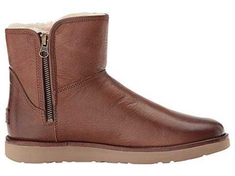 Натуральна шкіра і натуральна овчина угги уггі  UGG оригінал