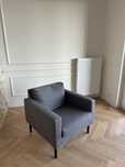 Wygodny szary fotel z IKEA
