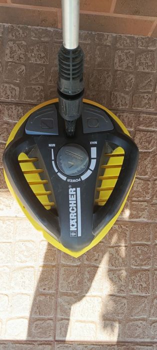 Sprzedam oryginalną szczotkę Karcher z lancą.