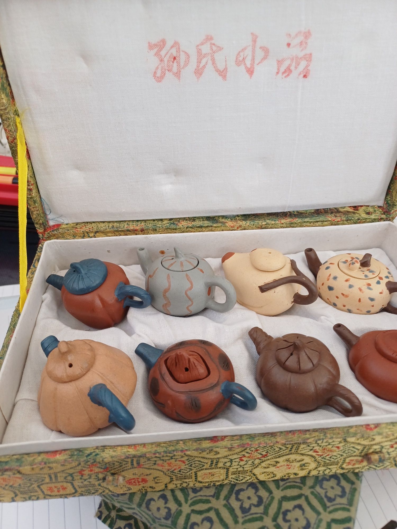 Bules de chá  em miniatura
