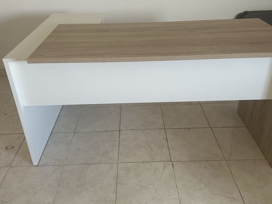 Mesa secretária com arrumação office nova