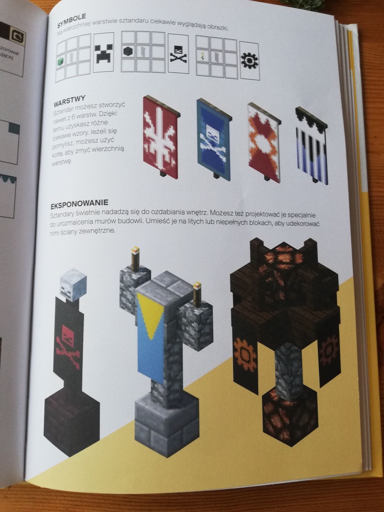 Książka Minecraft Podręcznik Krearywnego Budowania