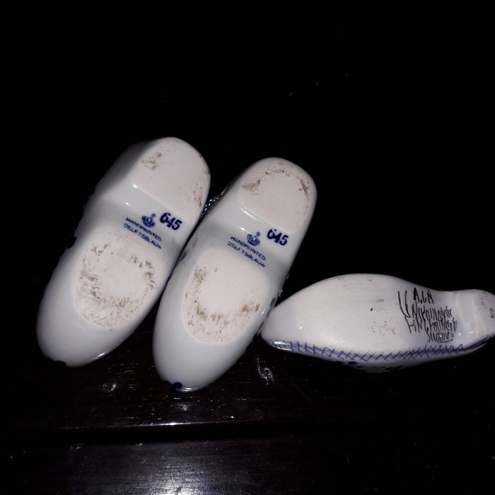 Socas em porcelana-Caixa em metal de cartoes de visita-outros