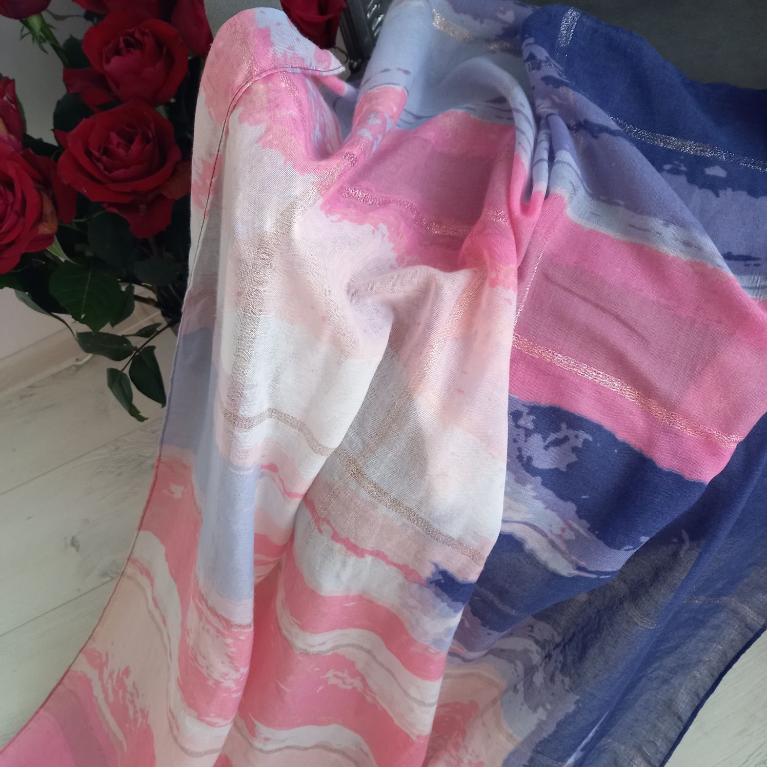 Piękny długi szal apaszka różowa błękitna chusta pastele abstrakcja