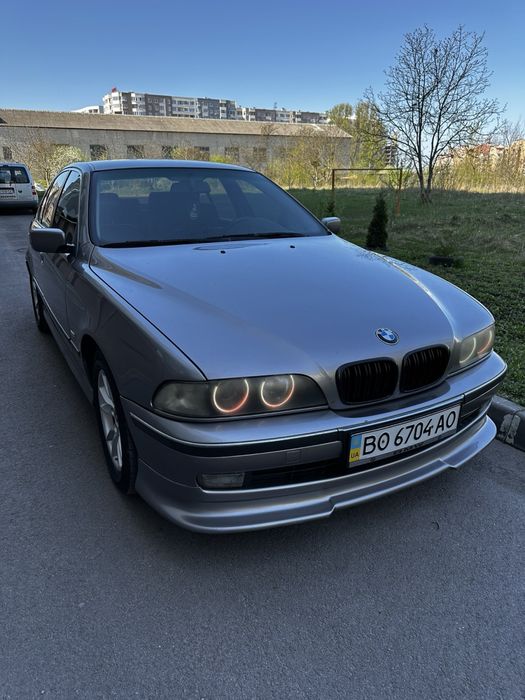 Продається  бмв е39