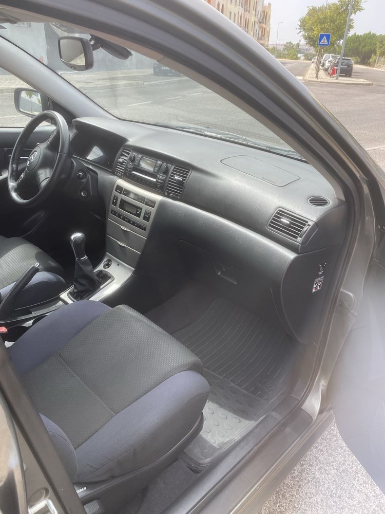 Toyota Corola 1.4 D-4D - 2005