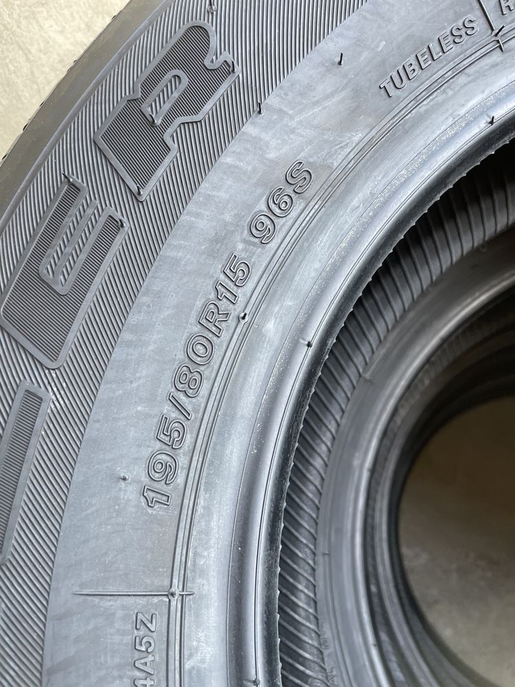 195/80/15 Bridgestone Dueler H/T 684