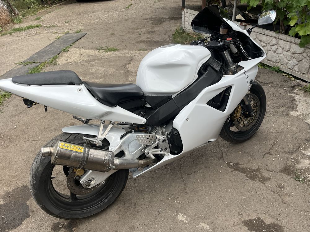 Продам Honda CBR1000
