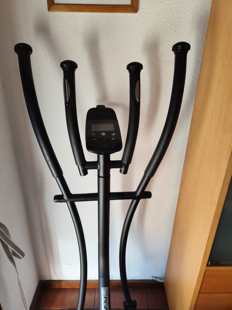 Vendo bicicleta de ginástica (baixa de preço)