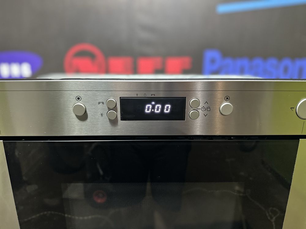 Вбудована мікрохвильова піч Cylinda / 22 л / 750 Вт / Made in Italy