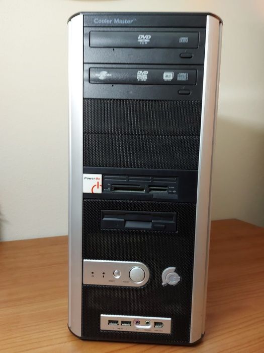 PC Intel Core2 CPU 6600 2.40 Ghz, 2,9 GB RAM, Radeon X 1950 Series