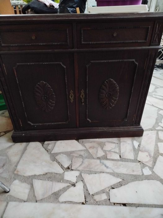 Móvel de madeira maciça dos anos 90