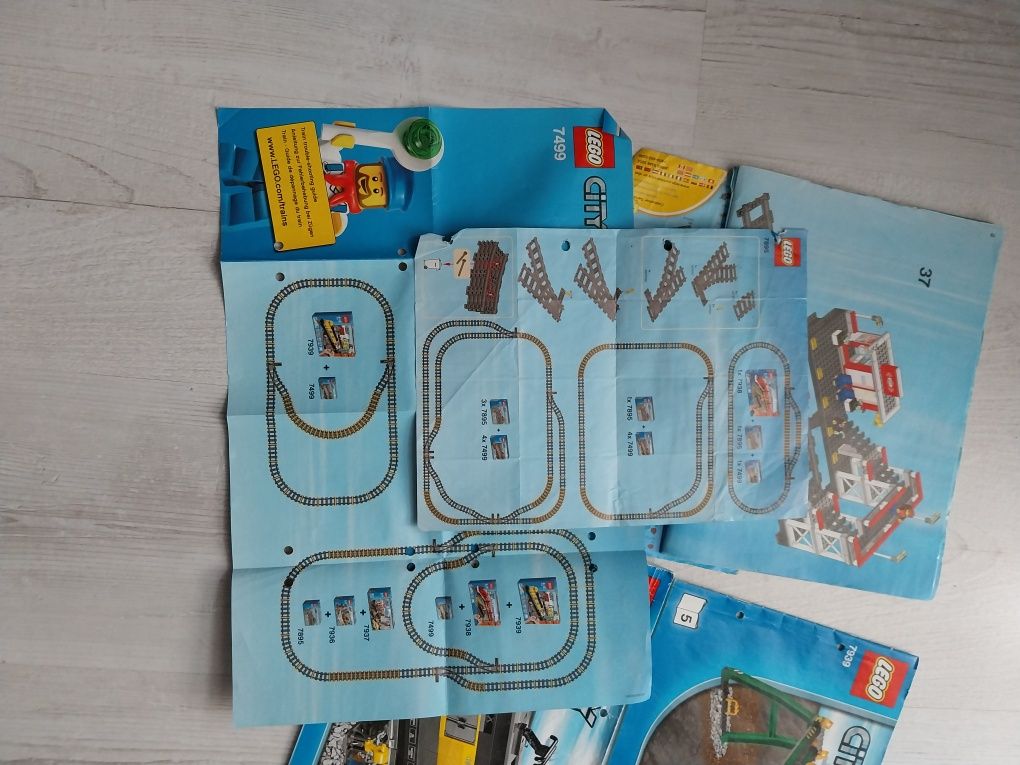 Sprzedam lego City pociąg 7939 +dworzec 7937