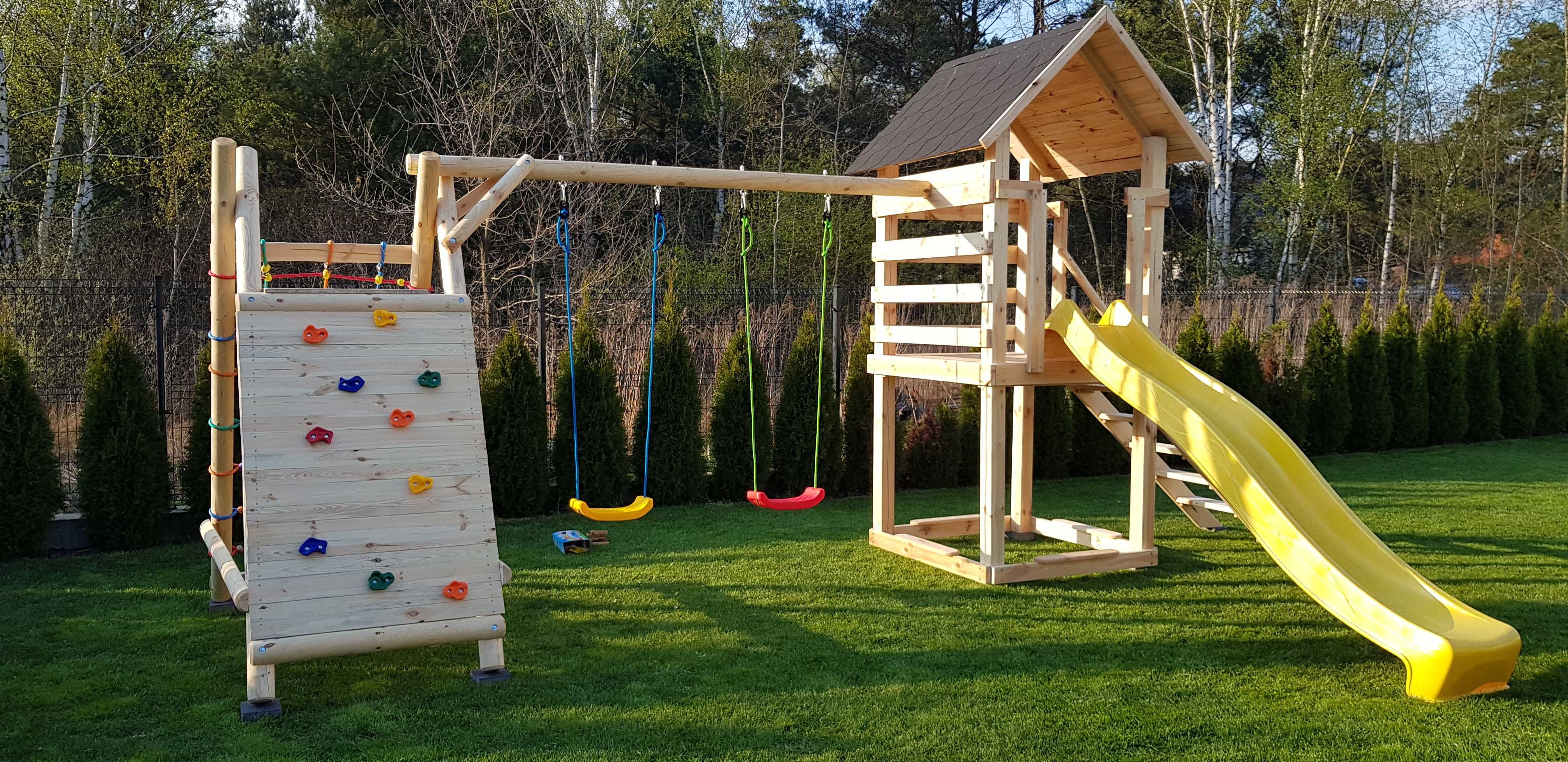 Domek dla dziecka plac zabaw huśtawka zjeżdżalnia ścianka piaskownica