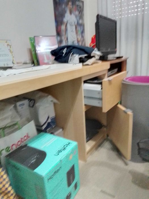 Secretária impecável