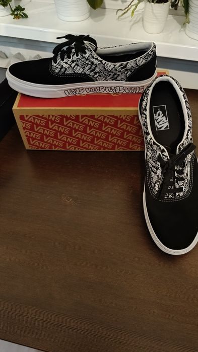Sprzedam używane męskie buty Vans Era