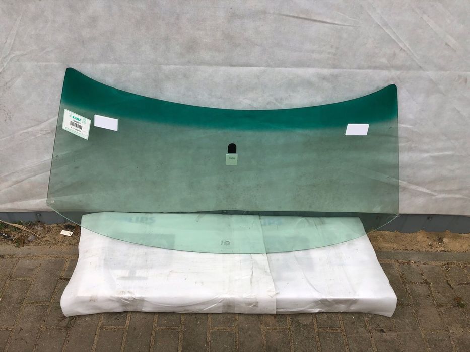 FORD MUSTANG 2D HATCHBACK / SEDAN SZYBA PRZEDNIA NOWA 1974 -1978