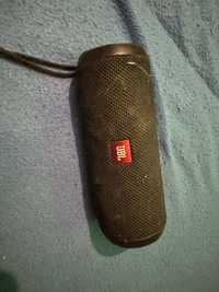 Vendo Jbl flip3 apenas com bateria viciada