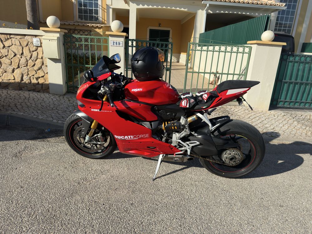 Ducati Panigale 1199S - Desmo feita