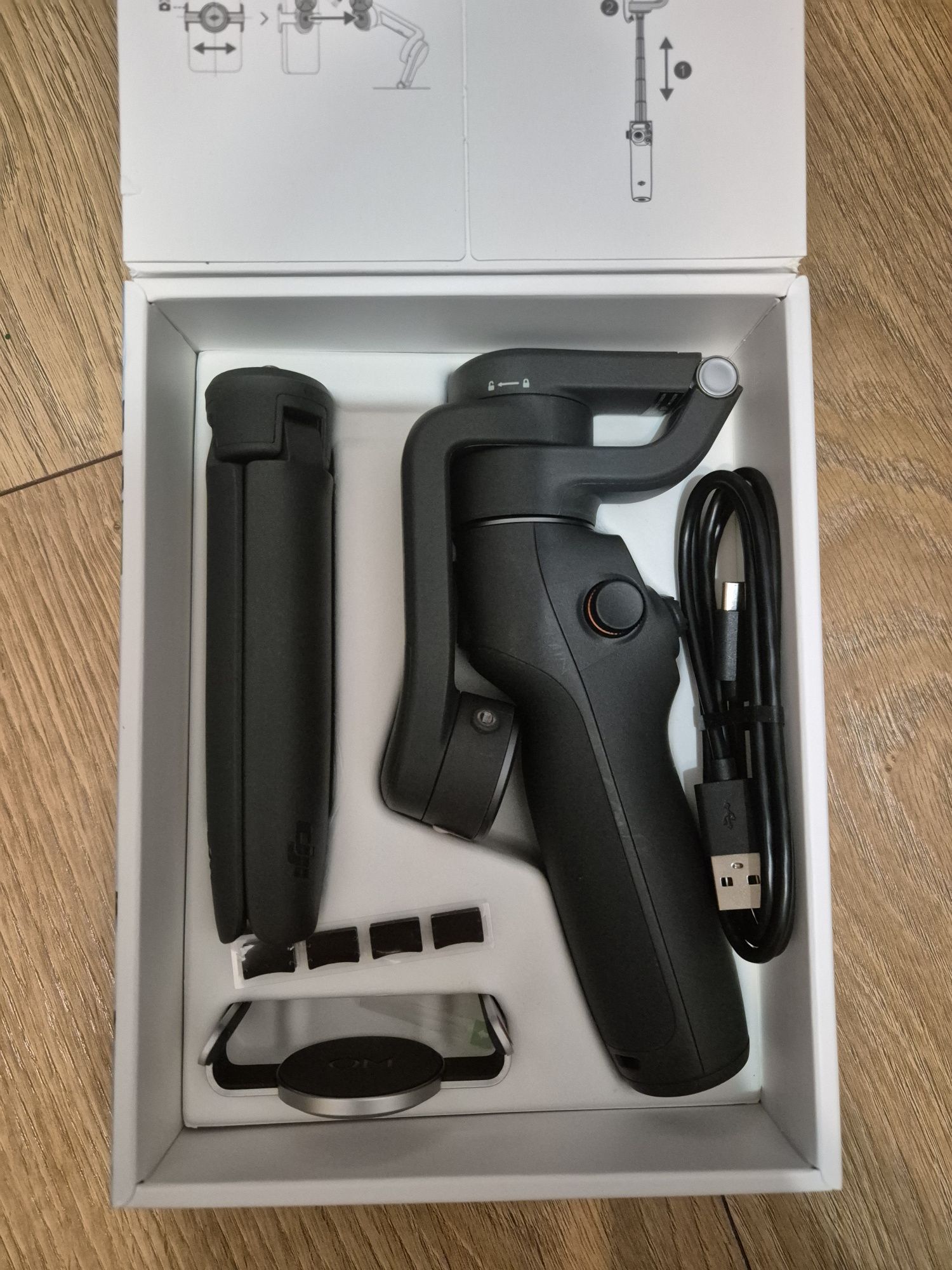 Sprzedam Gimbal DJI Osmo Mobile 6