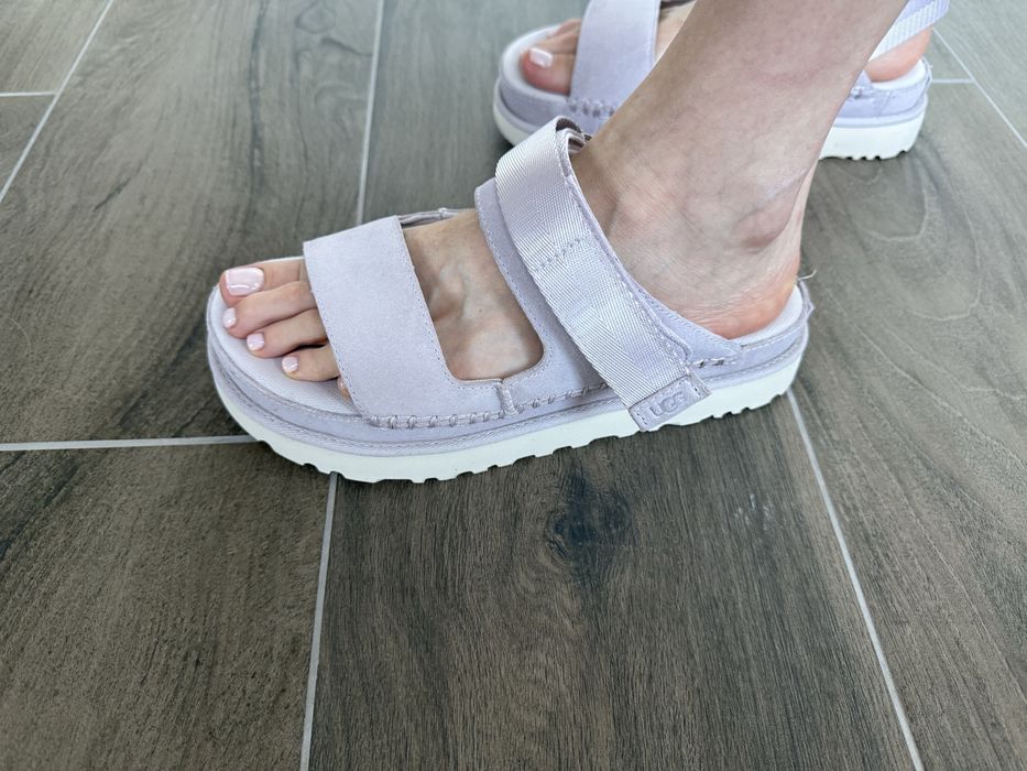 Сандалі/шльопанці/шльопкі UGG Goldenstar Glide 26.5 см