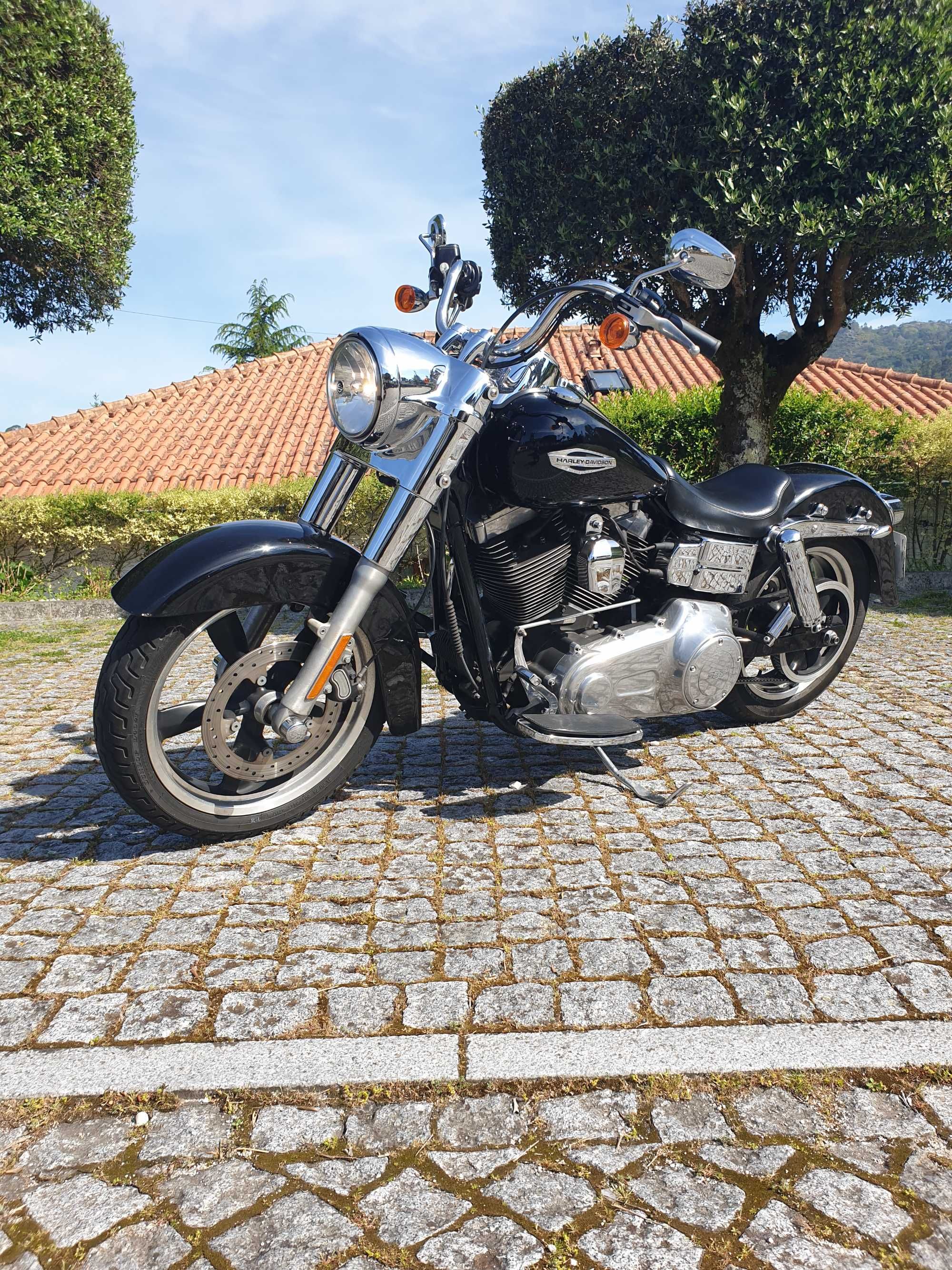 Harley Davidson dyna FLD