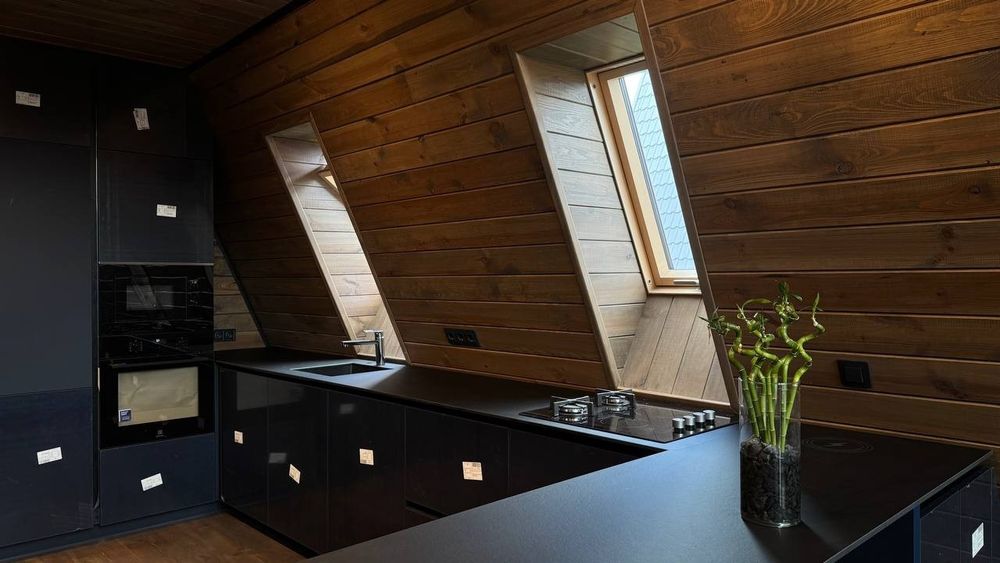 Еко-дім A-FRAME в Бучі - авторський проект з дизайнерським ремонтом!