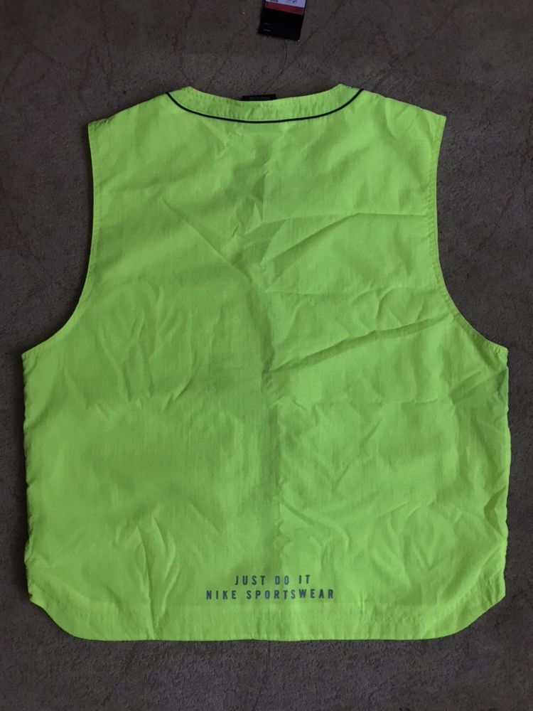 Мужская куртка желєтка жилетка Nike NSW DNA Woven Vest (C