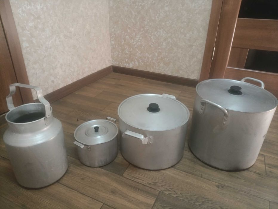 Продам алюмінієві кастрюлі