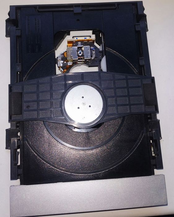 Привод для DVD JVC