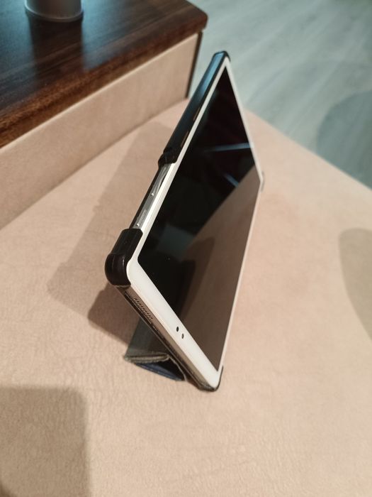 Планшет Samsung Galaxy Tab A7 Lite + чохол