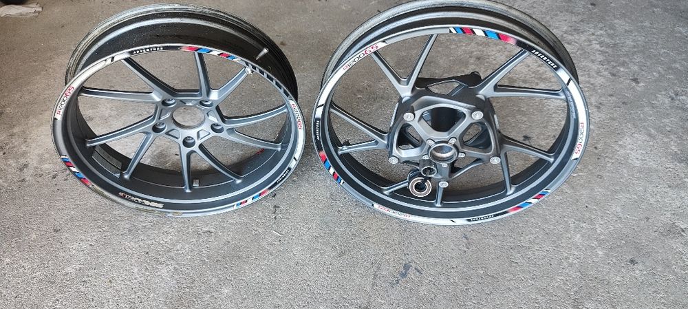 Jantes para BMW GS 1200 ou 1250 em bom estado