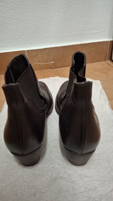 Botas cano baixo, N°40 couro genuíno