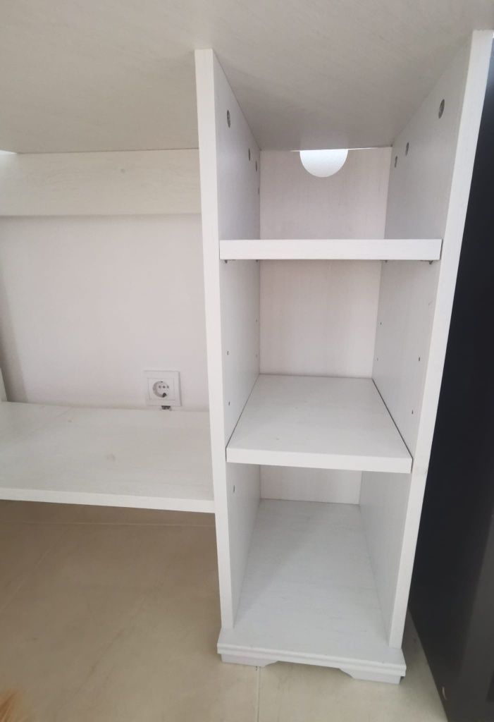 Secretária branca com arrumação-Ikea