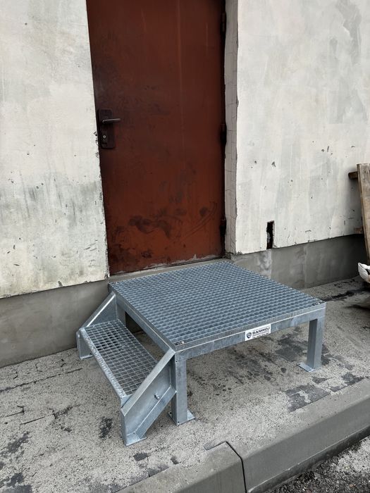 Schody metalowe zewnętrzne  stalowe techniczne  MIECHÓW