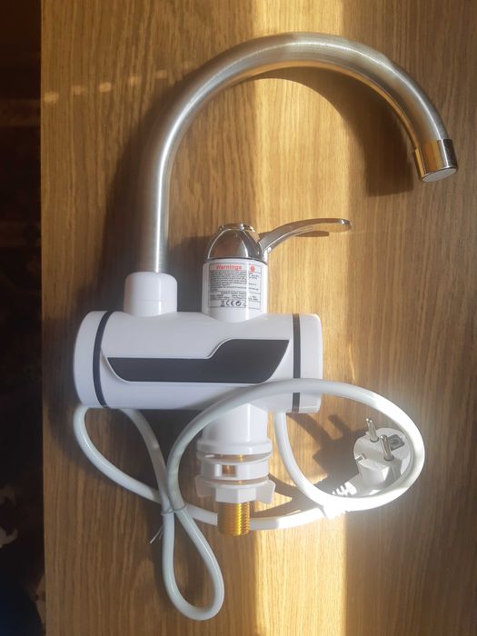 Эл.водоподогреватель проточной воды (мойка)