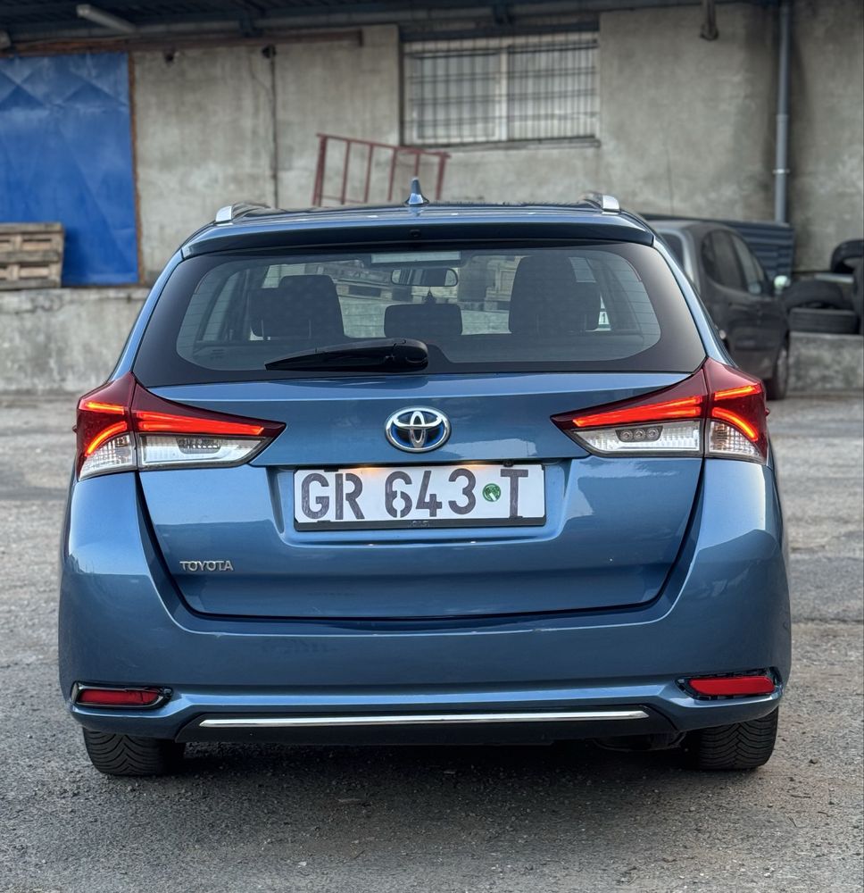 Toyota Auris Hybryd