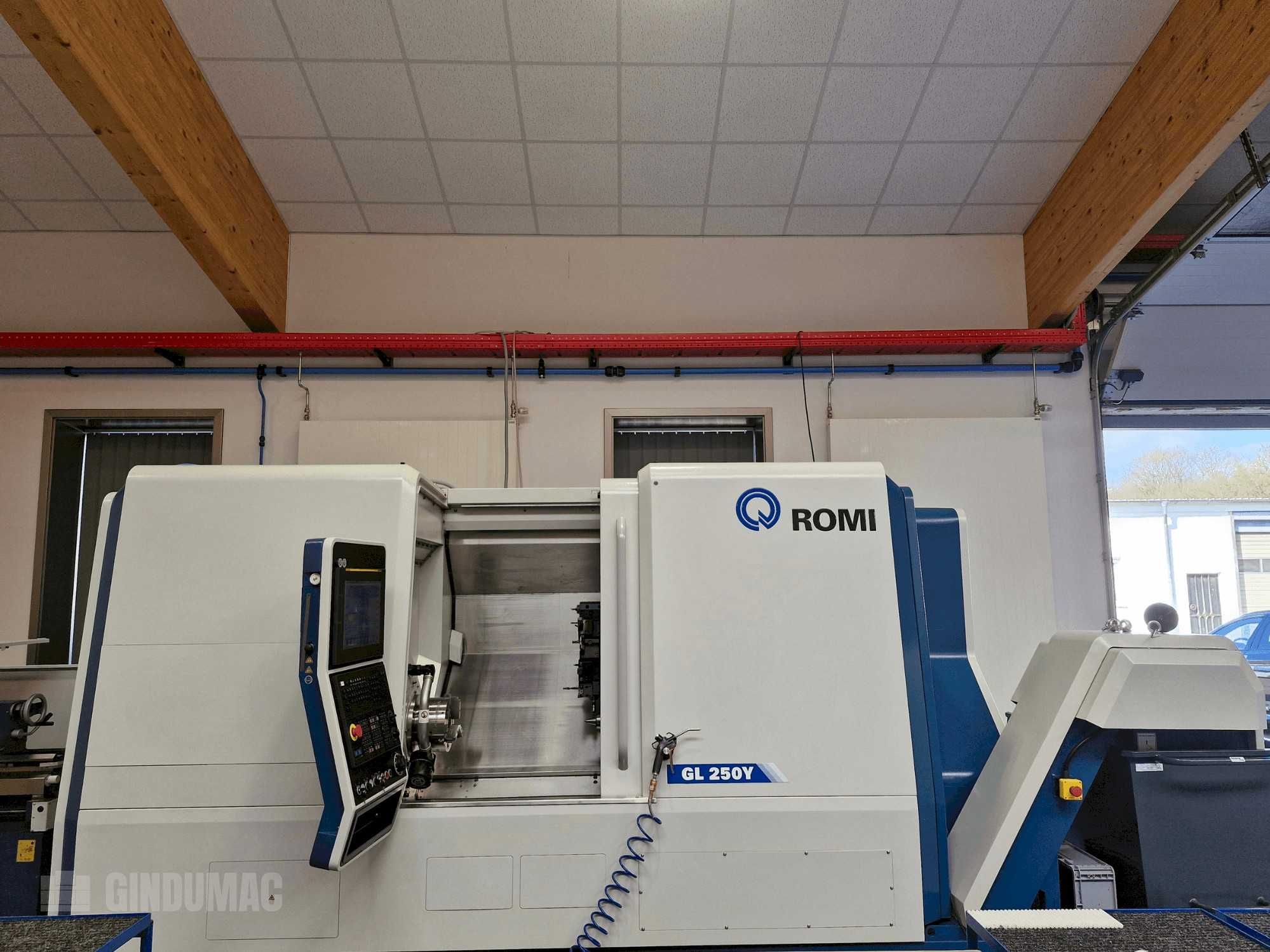 Tokarka Romi GL 250Y