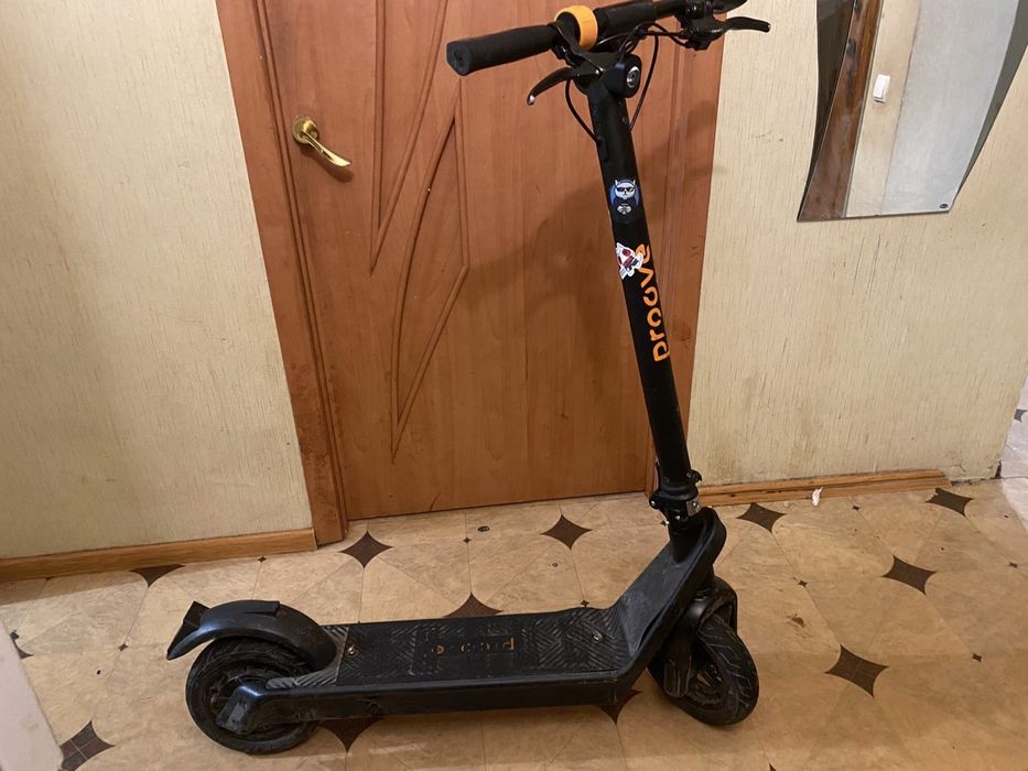 Електро самокат Proove Pro Max 550
