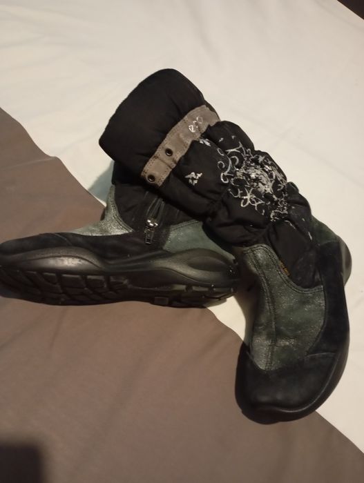 Чоботи ессо чорні  зимові з хутром шкіра натуральна